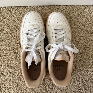Women’s Nike Air Sneakers